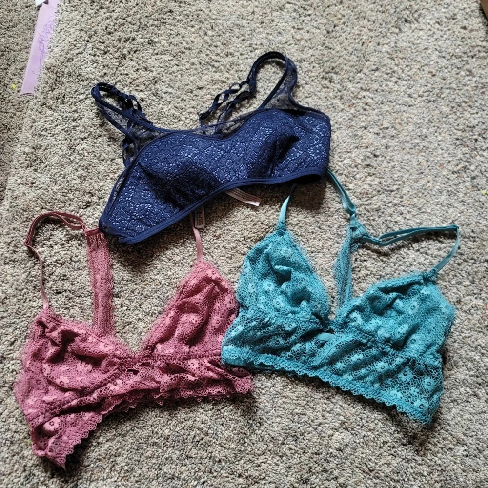 Victoria's Secret Bralette Bundle Navy Blue Pink Teal Lace Mesh Size Small 3PK